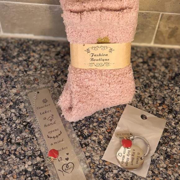 🆕 Teacher Survival Kit - Picture 8 of 10